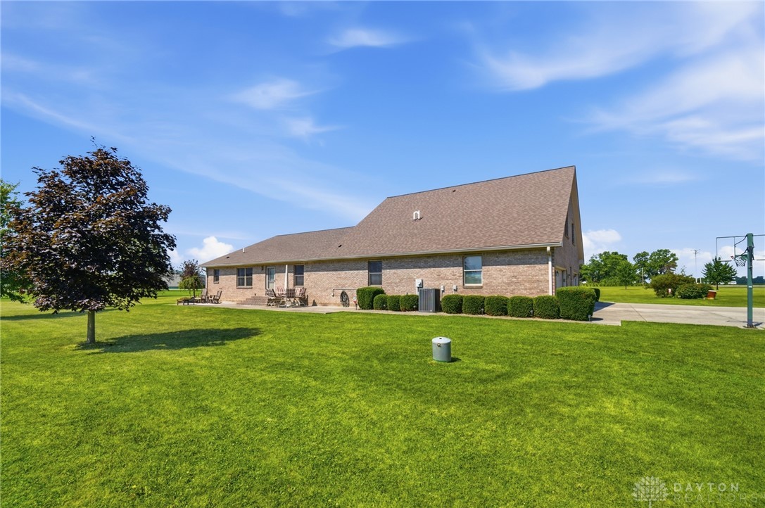 8400 North Montgomery County Line Road Brookville, OH 45309 - Photo 12 of 72