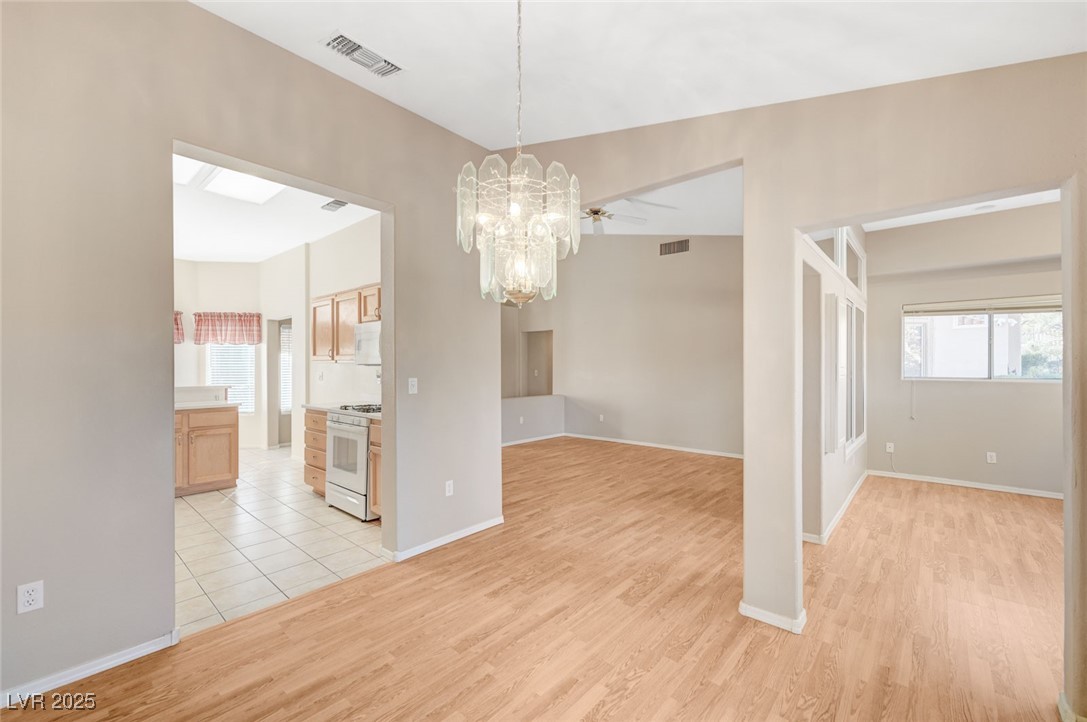 9356 Villa Ridge Drive Las Vegas, NV 89134 - Photo 15 of 42