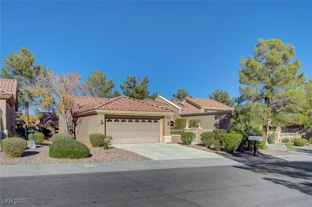 $2,025 | 9356 Villa Ridge Drive, Las Vegas, NV 89134