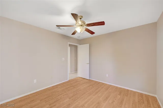 $2,025 | 9356 Villa Ridge Drive, Las Vegas, NV 89134