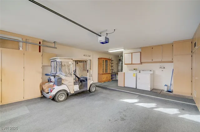 $2,025 | 9356 Villa Ridge Drive, Las Vegas, NV 89134