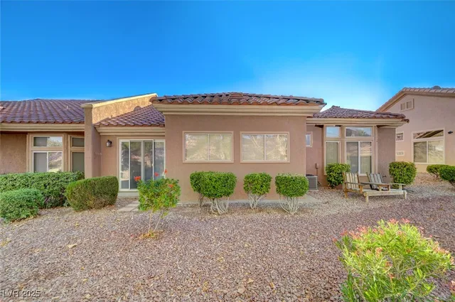 $2,025 | 9356 Villa Ridge Drive, Las Vegas, NV 89134