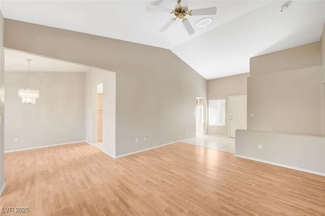 $2,025 | 9356 Villa Ridge Drive, Las Vegas, NV 89134