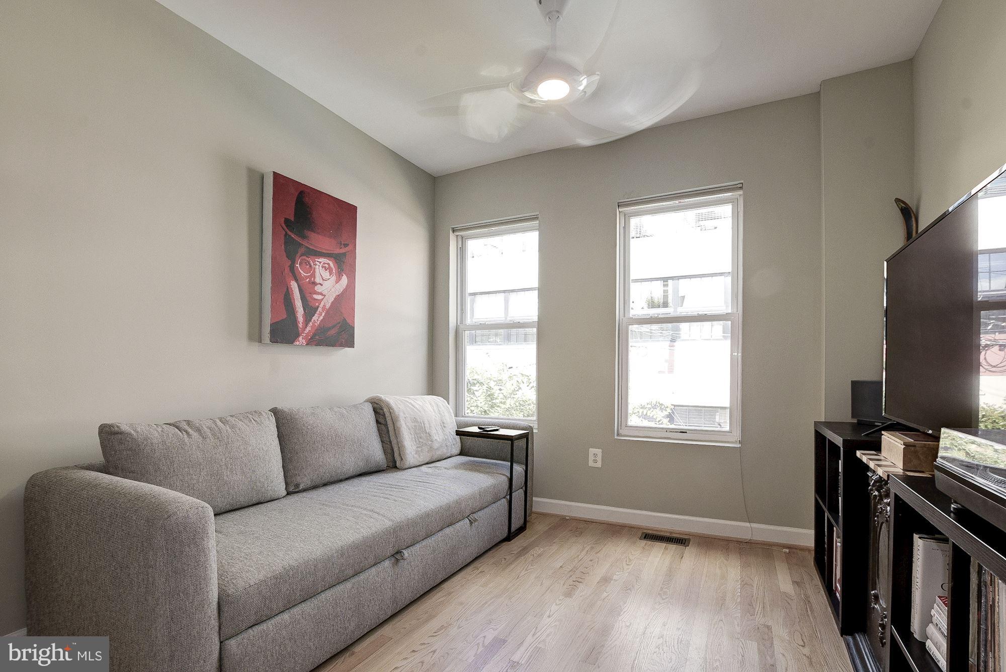 1333 V Street Northwest Washington, DC 20009 - Photo 22 of 32 2nd Bedroom