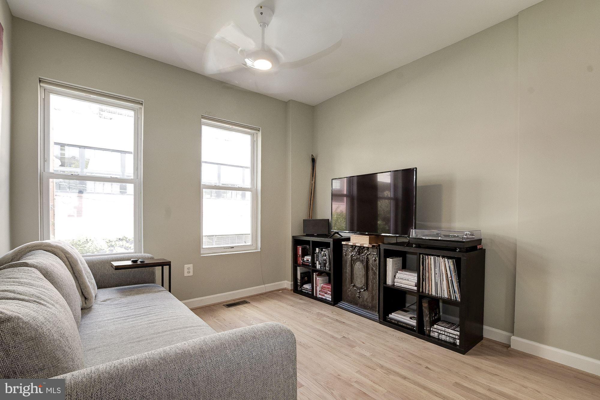 1333 V Street Northwest Washington, DC 20009 - Photo 23 of 32 2nd Bedroom