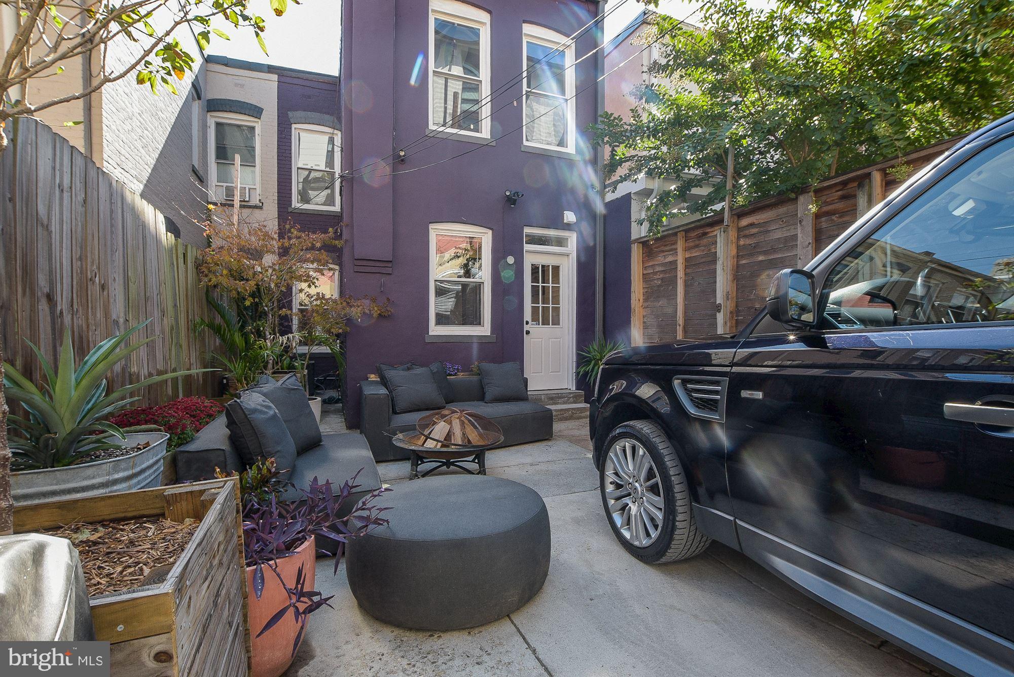 1333 V Street Northwest Washington, DC 20009 - Photo 31 of 32 Parking for large car or truck