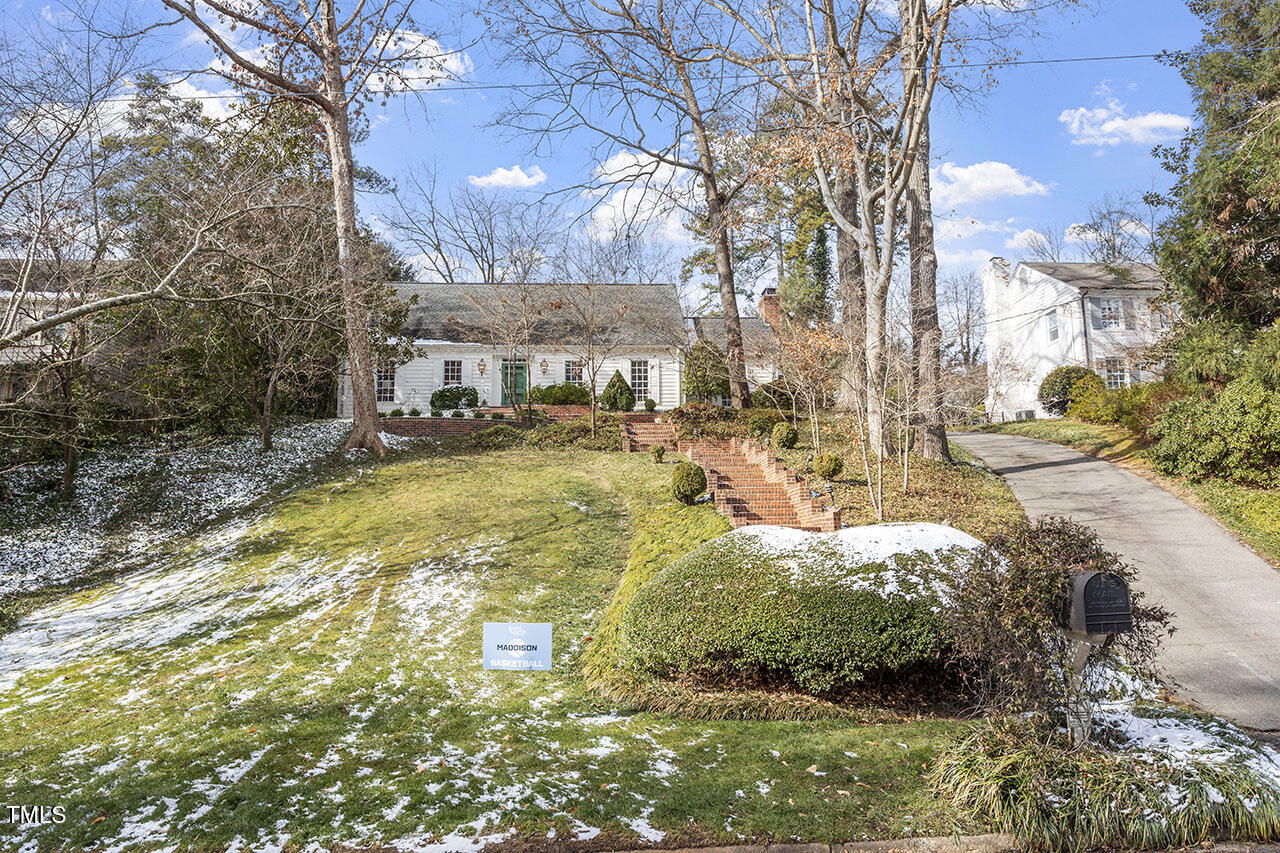 3305 Landor Road Raleigh, NC 27609 - Photo 5 of 39 3305 Landor Road_06