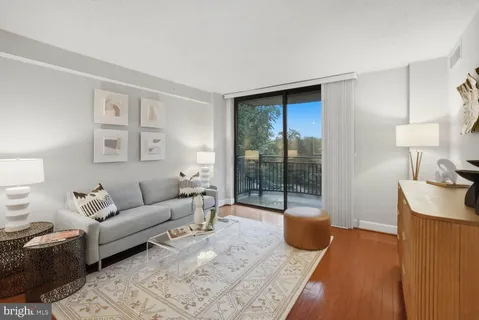 $399,900 | 3401 38th Street Northwest, Unit 314, Washington, DC 20016