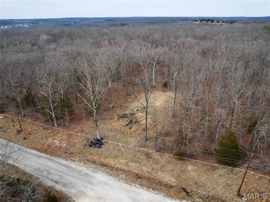 208 Hickory Drive Cuba, MO 65453 - Photo 2 of 8