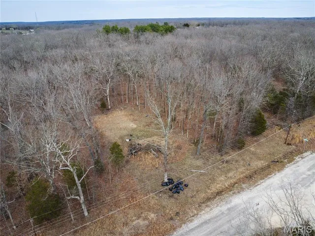 $8,000 | 208 Hickory Drive, Cuba, MO 65453