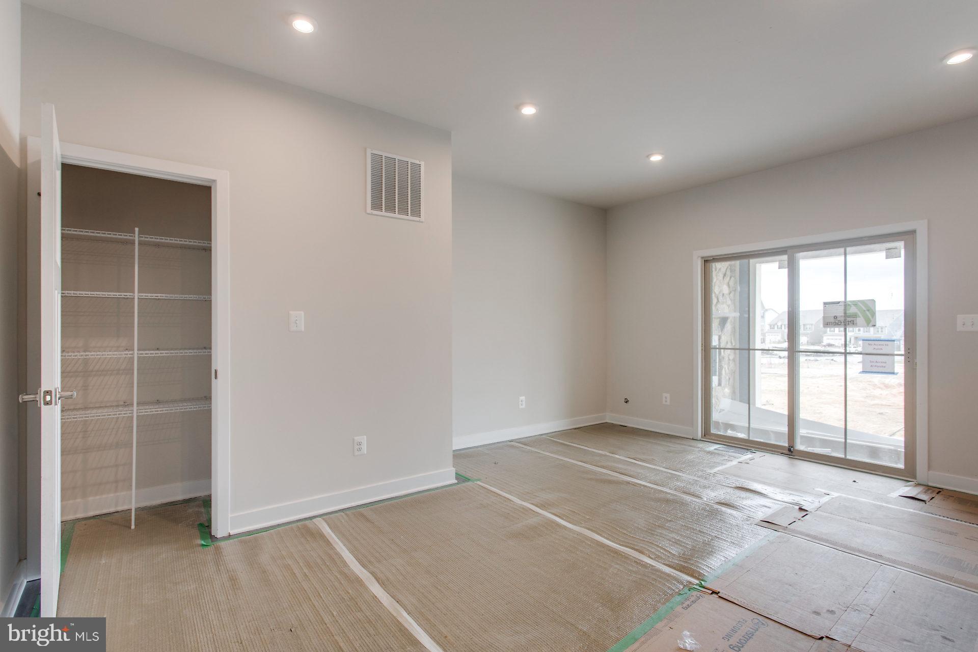 18005 Red Mulberry Road Dumfries, VA 22026 - Photo 8 of 15 Gallery Image 8