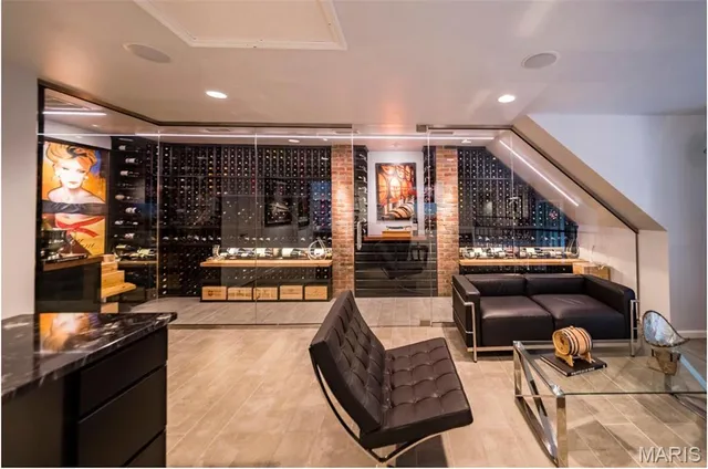 $1,495,000 | 3030 Sunset Hills Boulevard South, Edwardsville, IL 62025