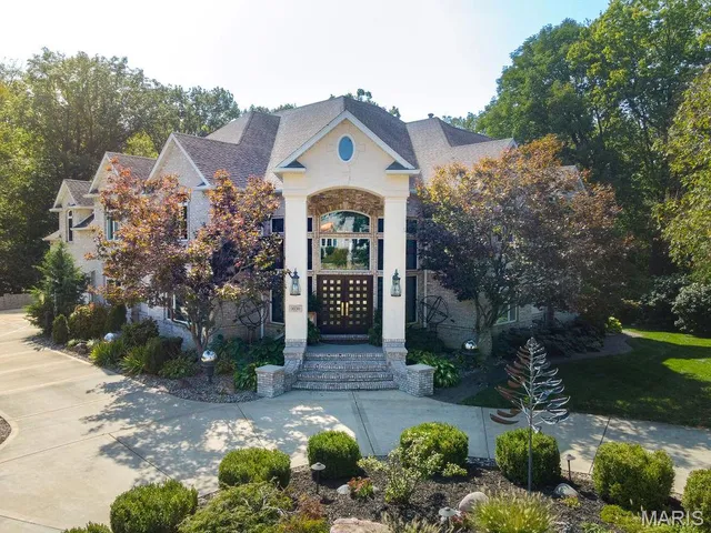 $1,495,000 | 3030 Sunset Hills Boulevard South, Edwardsville, IL 62025
