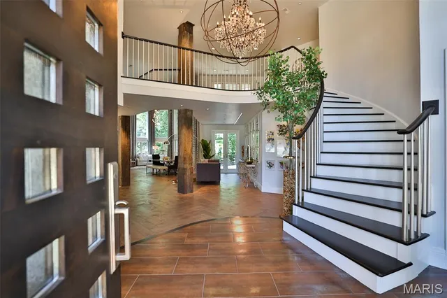 $1,495,000 | 3030 Sunset Hills Boulevard South, Edwardsville, IL 62025