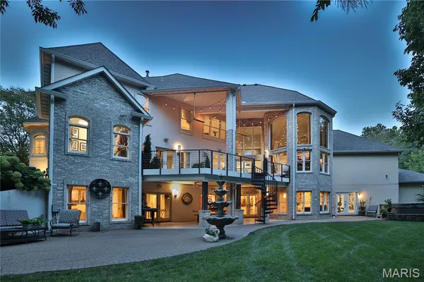 $1,375,000 | 3030 Sunset Hills Boulevard South, Edwardsville, IL 62025