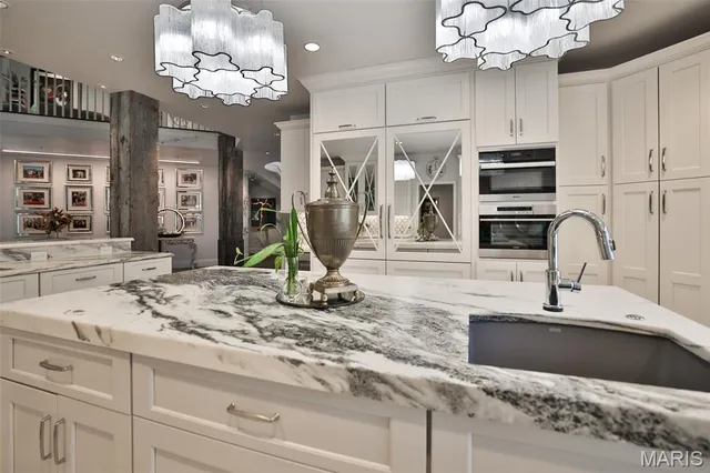 $1,495,000 | 3030 Sunset Hills Boulevard South, Edwardsville, IL 62025