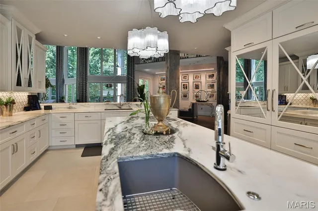 $1,495,000 | 3030 Sunset Hills Boulevard South, Edwardsville, IL 62025