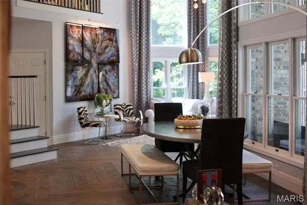 $1,375,000 | 3030 Sunset Hills Boulevard South, Edwardsville, IL 62025