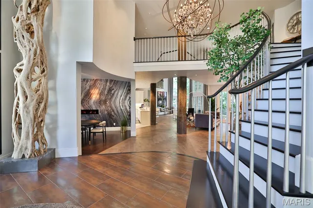 $1,495,000 | 3030 Sunset Hills Boulevard South, Edwardsville, IL 62025