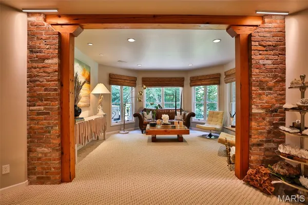 $1,375,000 | 3030 Sunset Hills Boulevard South, Edwardsville, IL 62025