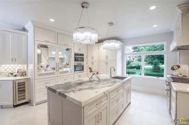 $1,495,000 | 3030 Sunset Hills Boulevard South, Edwardsville, IL 62025