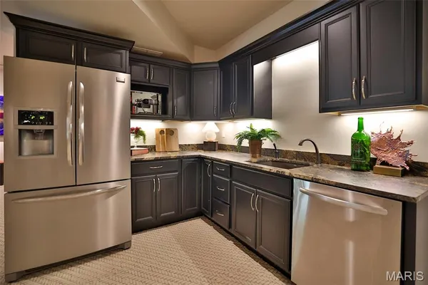 $1,375,000 | 3030 Sunset Hills Boulevard South, Edwardsville, IL 62025