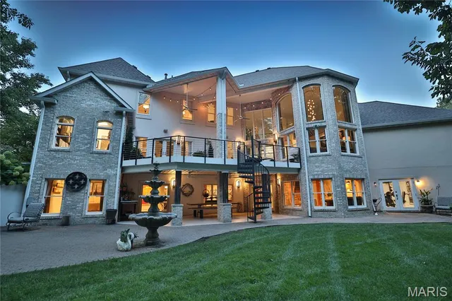 $1,495,000 | 3030 Sunset Hills Boulevard South, Edwardsville, IL 62025