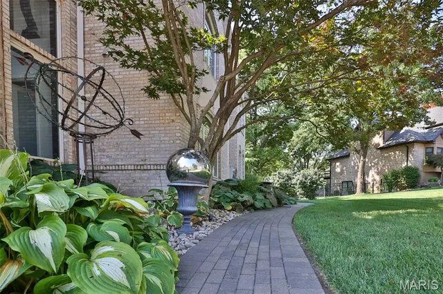 $1,495,000 | 3030 Sunset Hills Boulevard South, Edwardsville, IL 62025