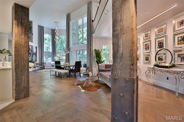 $1,375,000 | 3030 Sunset Hills Boulevard South, Edwardsville, IL 62025