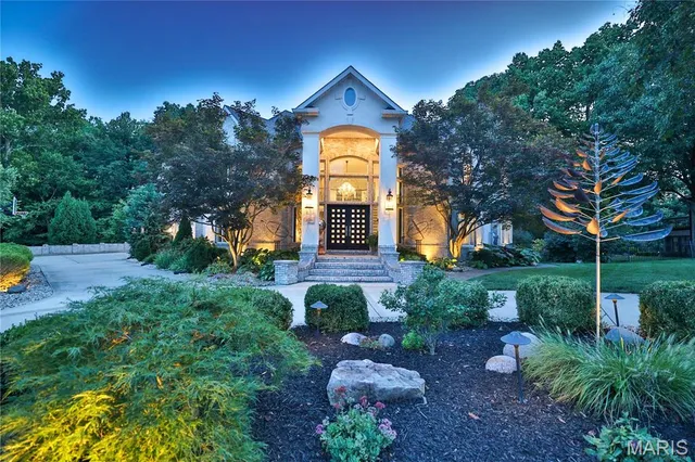 $1,495,000 | 3030 Sunset Hills Boulevard South, Edwardsville, IL 62025