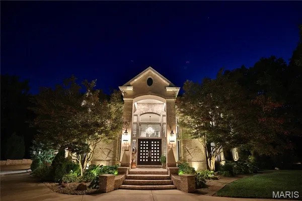 $1,375,000 | 3030 Sunset Hills Boulevard South, Edwardsville, IL 62025