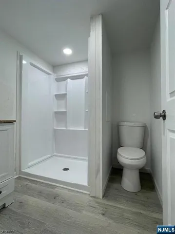 $141,000 | 18 5th Street, Wayne, NJ 07470