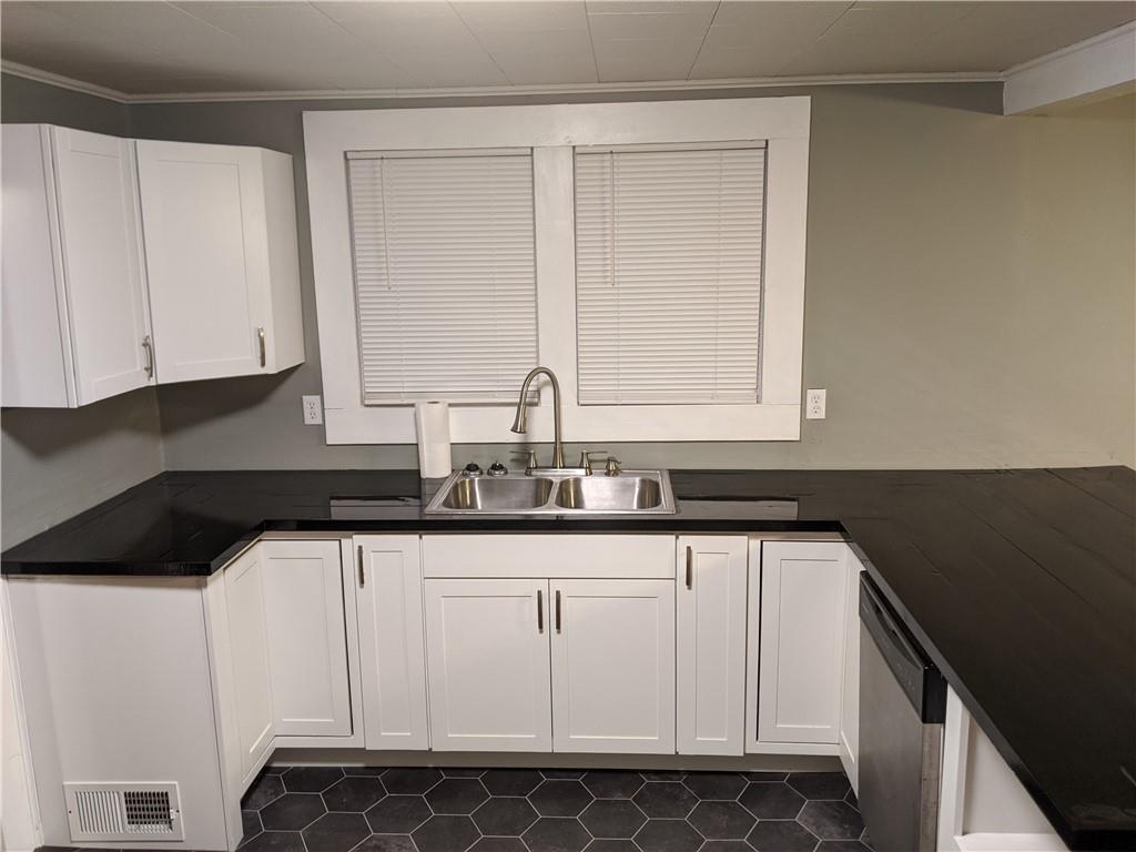 3630 Deerbrook Road Lenoir, NC 28645 - Photo 7 of 27