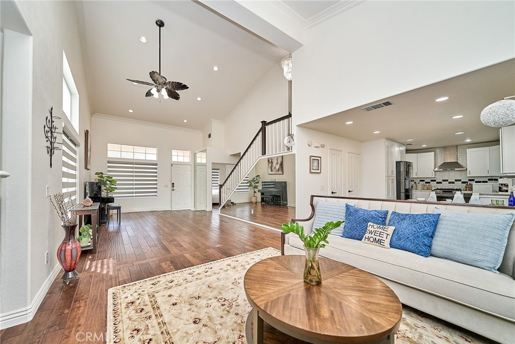 25437 Chisom Lane Stevenson Ranch, CA 91381 - Photo 14 of 62