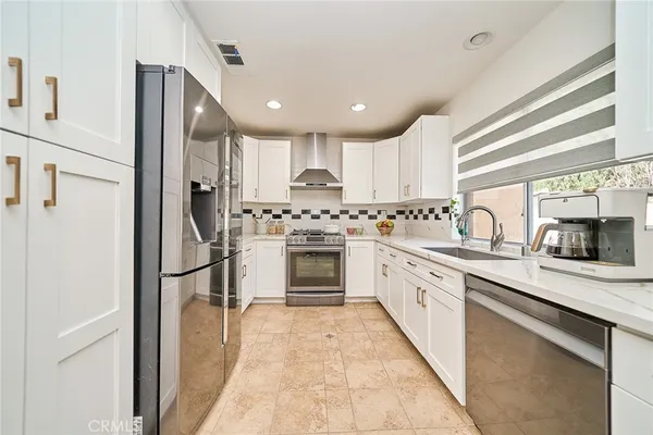 $939,000 | 25437 Chisom Lane, Stevenson Ranch, CA 91381