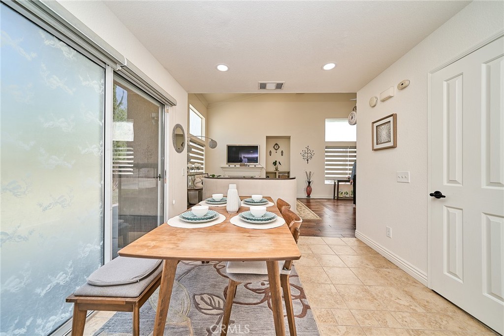 25437 Chisom Lane Stevenson Ranch, CA 91381 - Photo 19 of 62