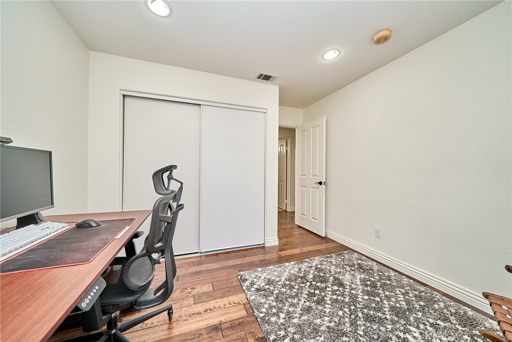 25437 Chisom Lane Stevenson Ranch, CA 91381 - Photo 36 of 62