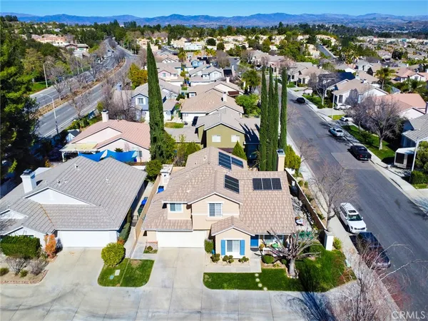 $939,000 | 25437 Chisom Lane, Stevenson Ranch, CA 91381