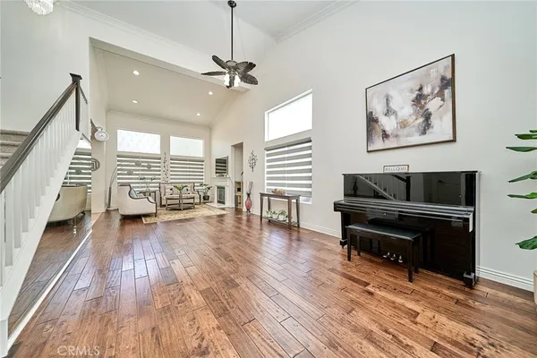 $939,000 | 25437 Chisom Lane, Stevenson Ranch, CA 91381