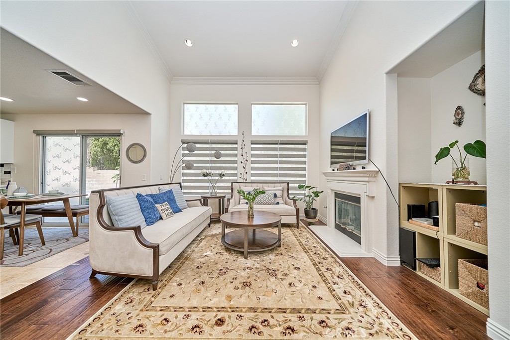 25437 Chisom Lane Stevenson Ranch, CA 91381 - Photo 10 of 62