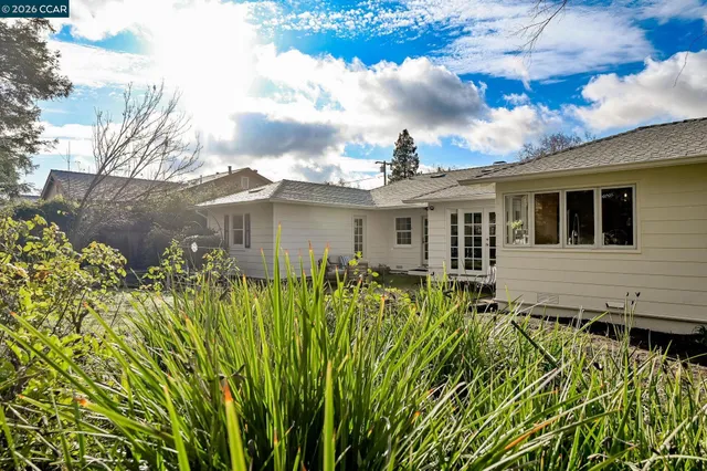 $1,225,000 | 145 Gil Blas Road, Danville, CA 94526