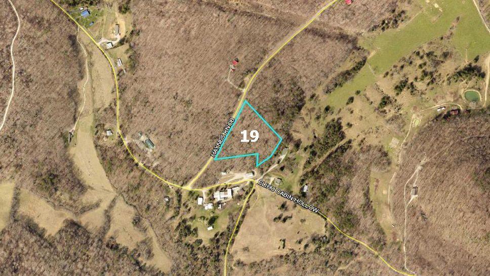 19 Haynes Knob Road Somerset, KY 42501 - Photo 2 of 7 2