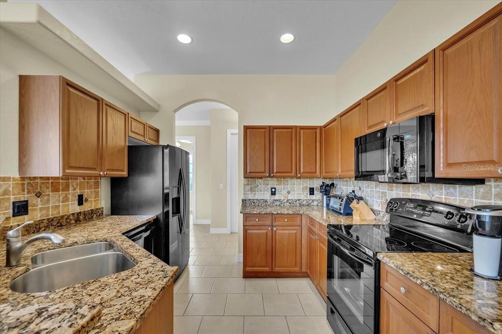 1410 Yakutat Road North Port, FL 34287 - Photo 10 of 62