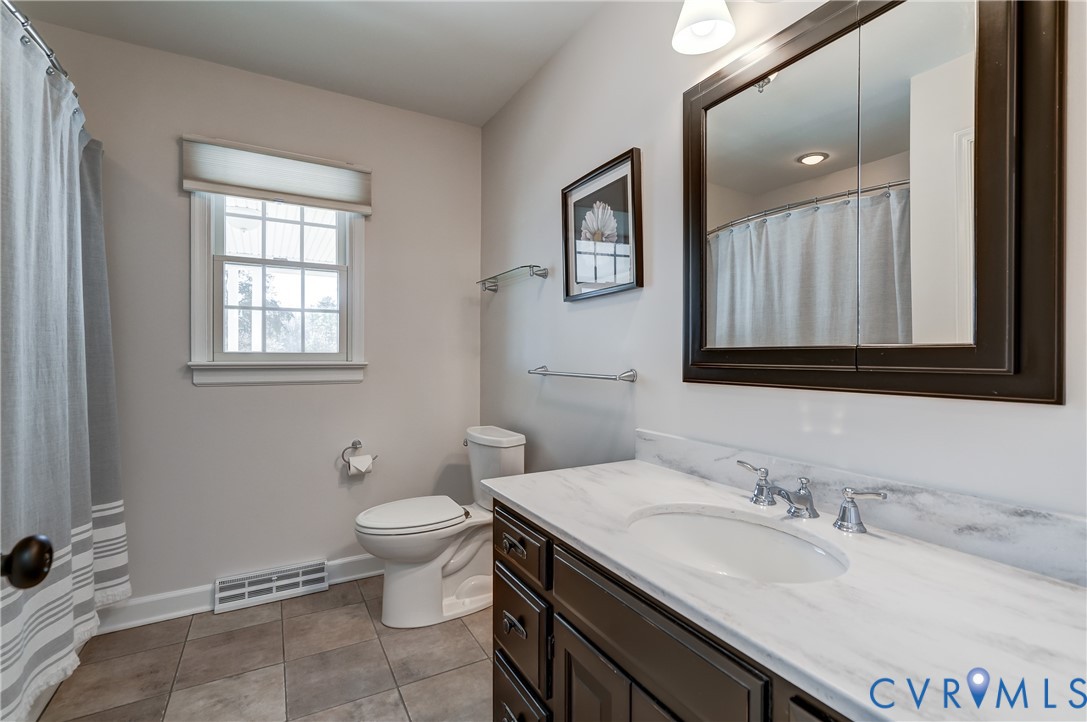 2426 Howerton Road Dunnsville, VA 22454 - Photo 24 of 50