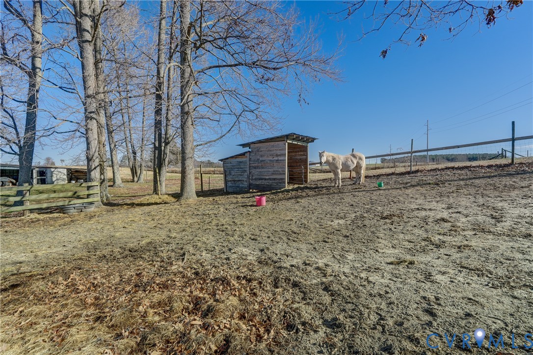 2426 Howerton Road Dunnsville, VA 22454 - Photo 38 of 50