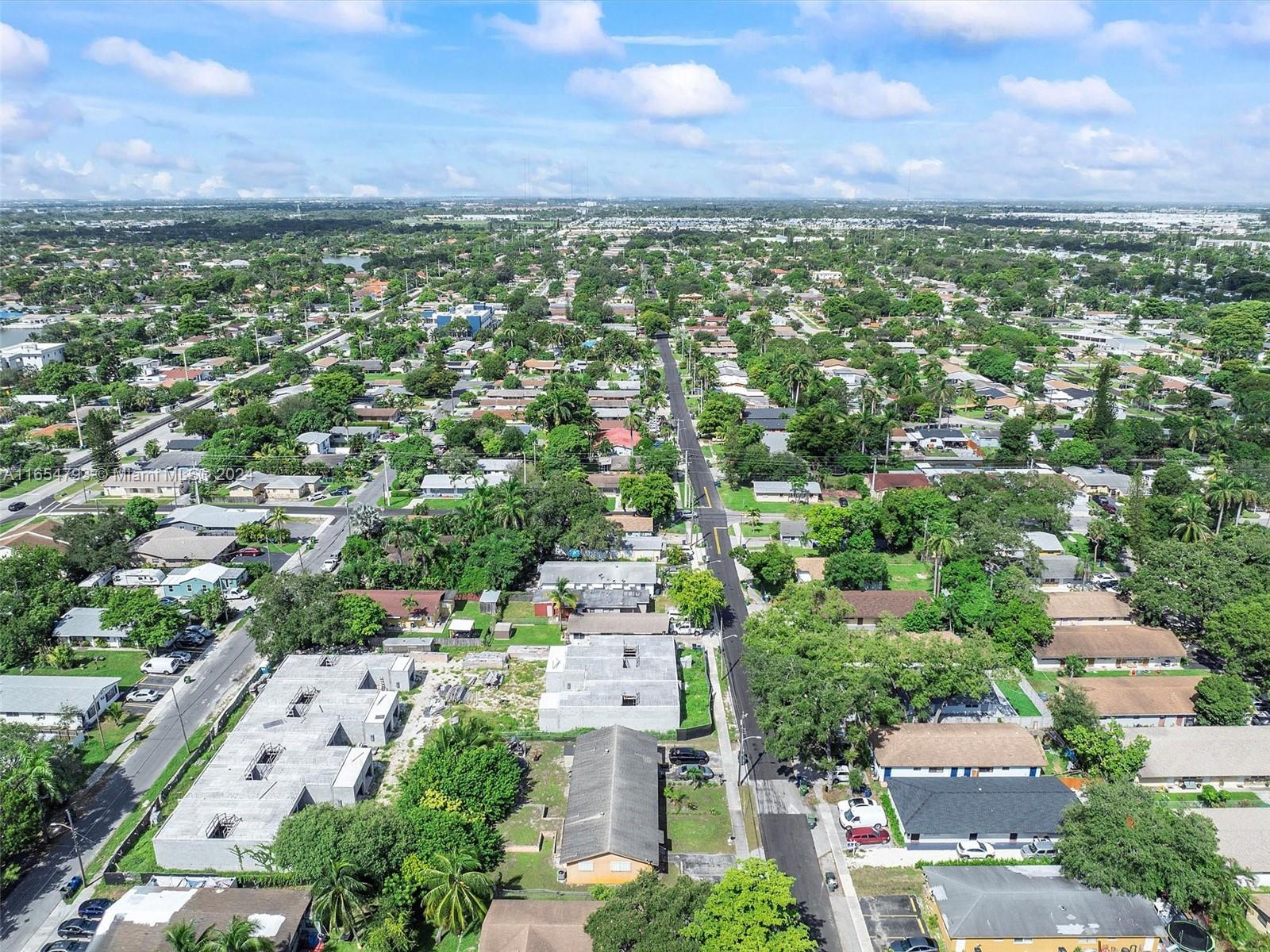35 Southwest 9th Street Hallandale Beach, FL 33009 - Photo 45 of 48