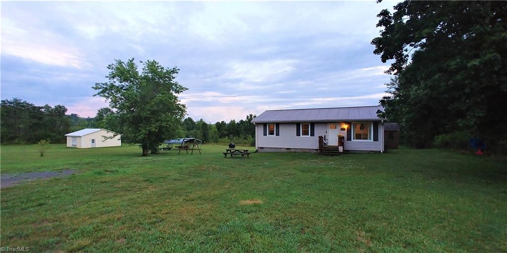 920 County Line Road Reidsville, NC 27320 - Photo 2 of 17 Gallery Image 2