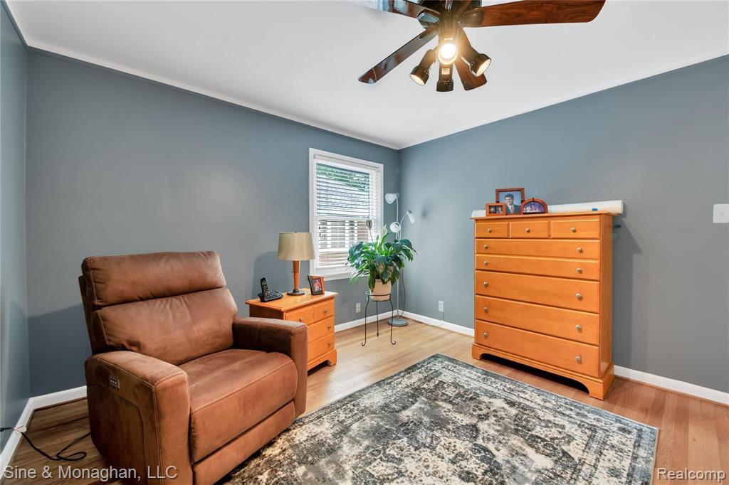 954 Harcourt Road Grosse Pointe Park, MI 48230 - Photo 29 of 46