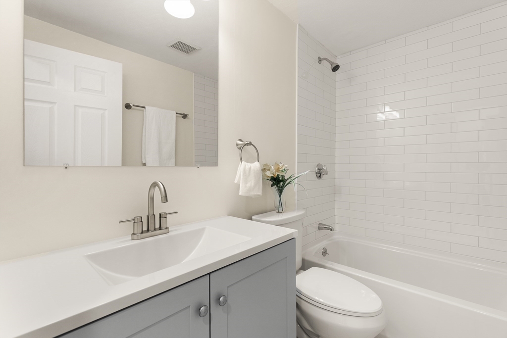 390 Great Road, Unit B16 Acton, MA 01720 - Photo 18 of 36