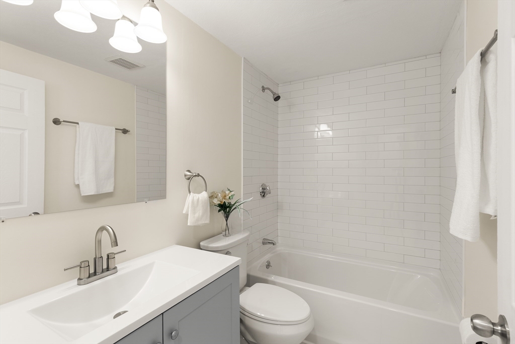 390 Great Road, Unit B16 Acton, MA 01720 - Photo 3 of 36